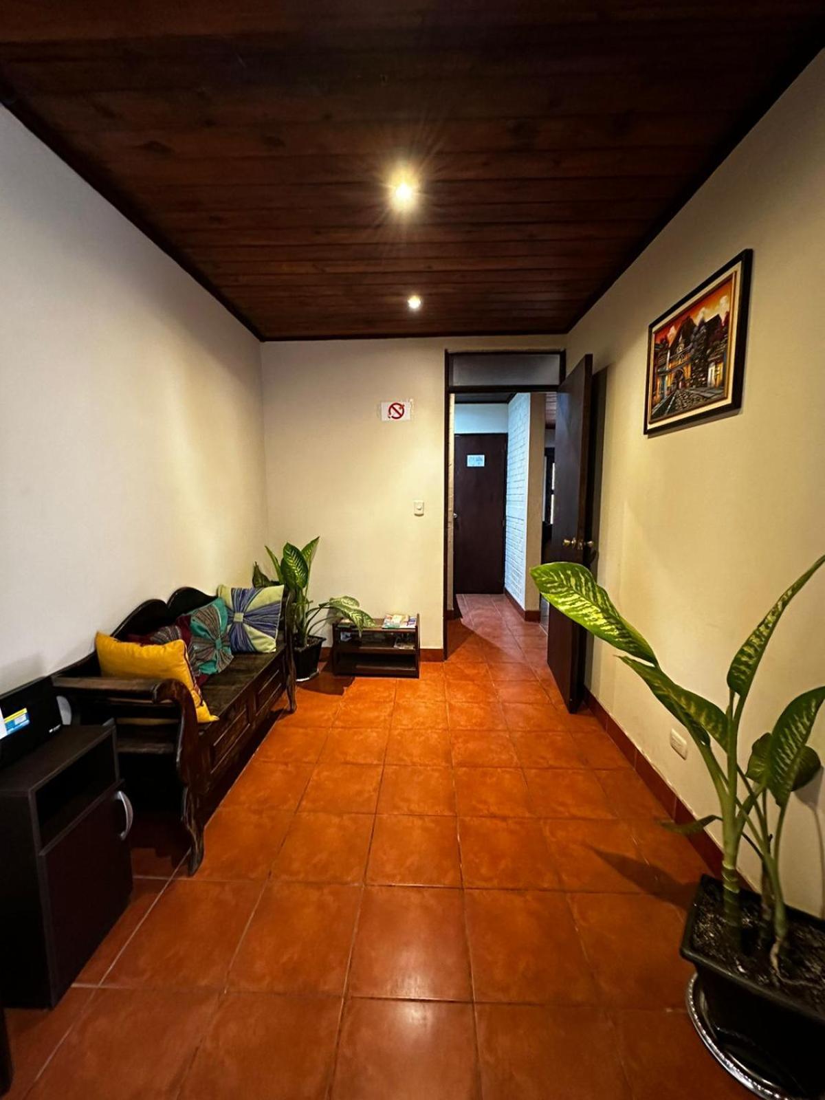 Hotel El Aventurero Antigua Zewnętrze zdjęcie