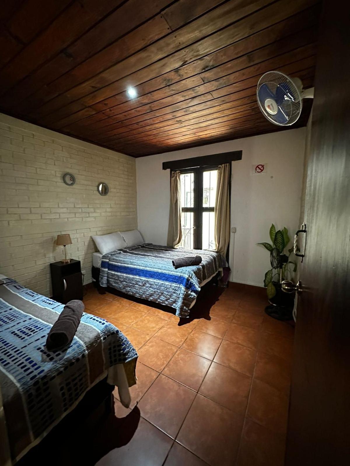 Hotel El Aventurero Antigua Zewnętrze zdjęcie